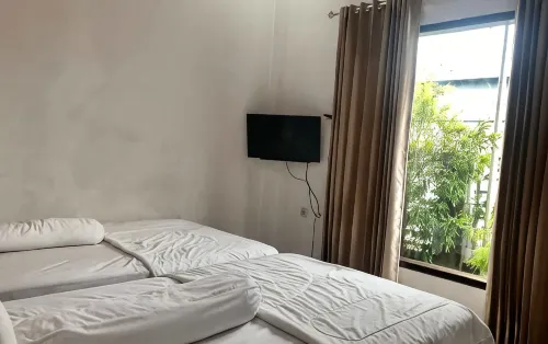 Ashofa Syariah Hotel - parking