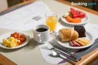 Rede Andrade LG Inn - breakfast