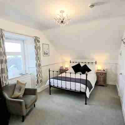 Trafford Bank Guest House Rooms