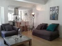 Right in the Historic Center Very Quiet Cocoon Apartment 2 Air-Conditioned Bedrooms - 4-Sterne