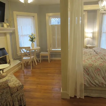 The Riter Mansion Hotels in Cache County