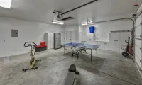 Uptown home, Heated Pool, Hot Tub, Amazing Views
