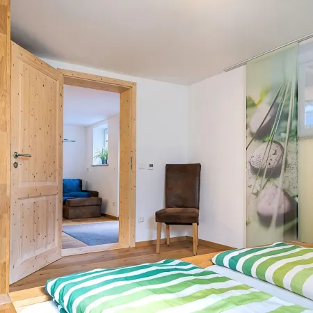 Alpen-hostel Talstation 4, Buxacher Straße 23 mit Motorradvermietung