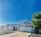 Casa Feliz is minutes from Colorado River, Oatman, Casinos, Laughlin.