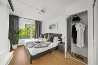 Luxury 3 Bedroom Townhome in Downtown Vancouver with Rooftop Patio - Bungalows