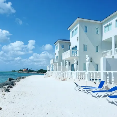 Luxurious Villa Fillipe 1  Beach Front , Sea View: Spacious, Private Pool & AC