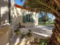X1f33f;Superb Maison de Maître in Provence with XXL Infinity Pool and BicyclesX1f33f; - 農家樂