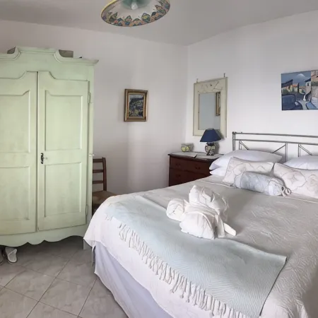 Romantic Pied a Terre on the Sea .Views Every Room Concierge,on Amalfi dr.Aaaaaa