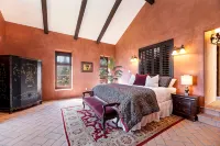 Temecula Valley Wine Country Area - European Villa on 20 Acre Vineyard - فلل