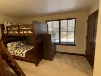 Spacious Sun Valley Retreat - Hot Tub + Walk to River Run & Downtown - 발코니