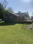 Cozy 2 Bedroom House Overlooking Little Sturgeon Bay - Wi-Fi