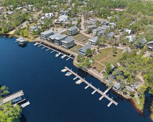 Southern Pines- Sleeps 20 with Community Pool and Docks Ξενοδοχεία στην πόλη Steinhatchee