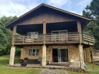 Chalet Ripple-Lake Harmony- Lakefront- 5 Bedroom 3.5 bath- near Restaurants/Bars - Chalets