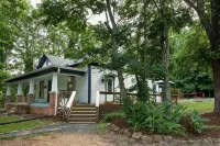 The Shabby Chic Studio - Cute 1-Bedroom Close to UNC! - 무료 와이파이
