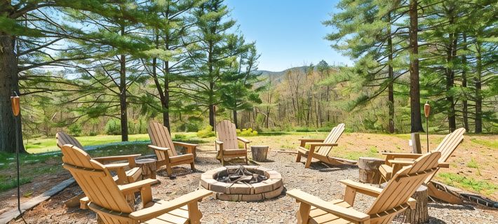 Beautiful Property with Mountain View & Privacy. Near Trails, Eateries & More! Ξενοδοχεία στην πόλη Carroll County