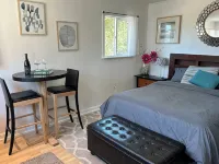 Private Cabin with Views on 16 Acre Estate - Chalets