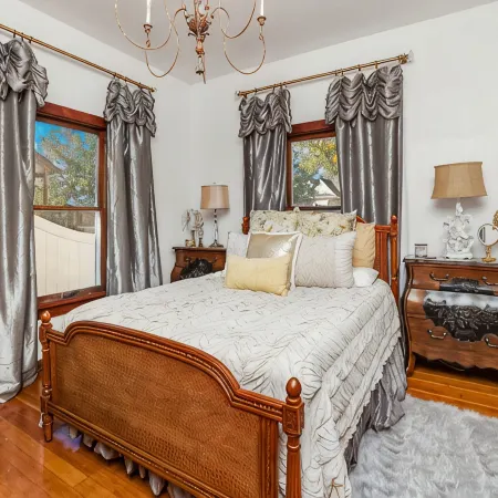 Lovingly Restored Cottage in Downtown Prescott Walk to the Courthouse Square