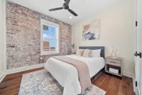 Knoxtopia: Boutique Luxury in the Heart of Downtown Knoxville - 4-Star