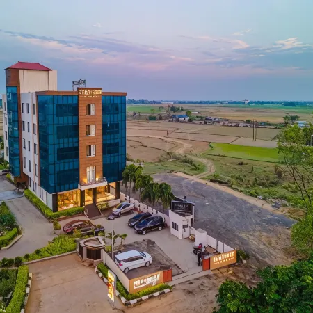 Econest Hotel