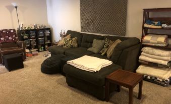 Beautiful private 2 bedrooms/1 bathroom near campus