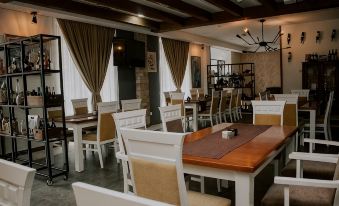 Hotel Serdar