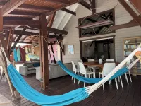 Wooden villa with private pool in a tropical garden 3 minutes from the beach - Wi-Fi