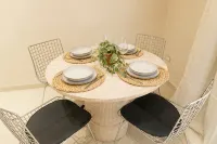 Luxe Apt w/ double terrace in the Heart of Naples - New