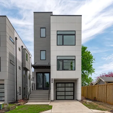 4br House Ensuite with Amazing Day & Night Roof Top Views in Raleigh