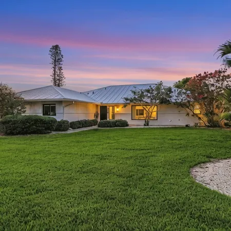 Waterview! 5 bdrms! 10 minutes to Fort Myers Beach