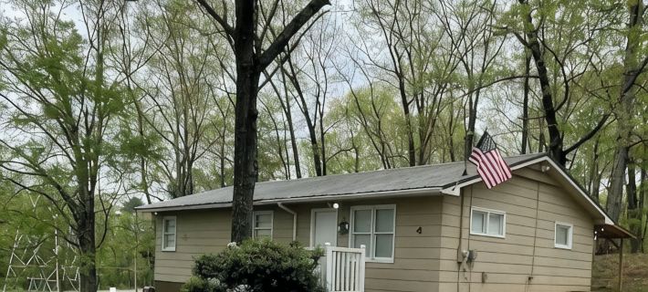 Anchor down - 3 Bed Cabin Hotels in Jackson County