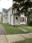 Charming and newly-renovated 1850's house in quiet residential neighborhood - 3-Star