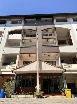 Orient Hotel - Pet friendly