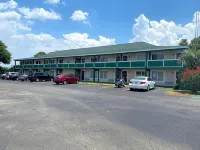 Inn on the Green Florida - parking