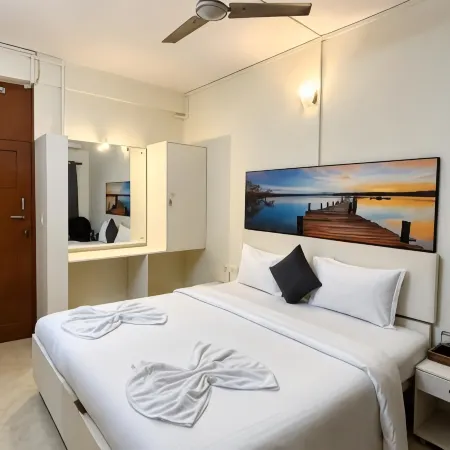 Holiday Beach Resort