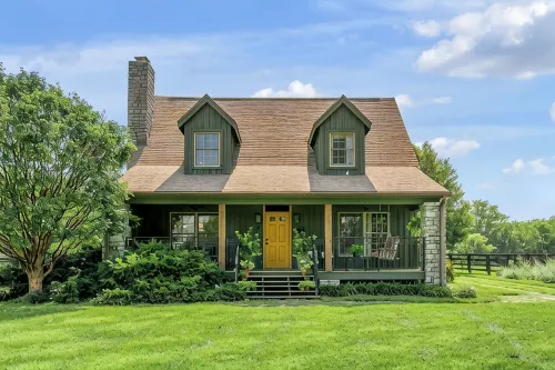 Orchard Park cottage - 5-Star