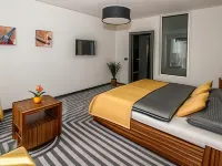 Hotel 99 - Ramah Hewan Peliharaan