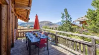 Madame Vacances les Chalets de l'Altiport - Chalets