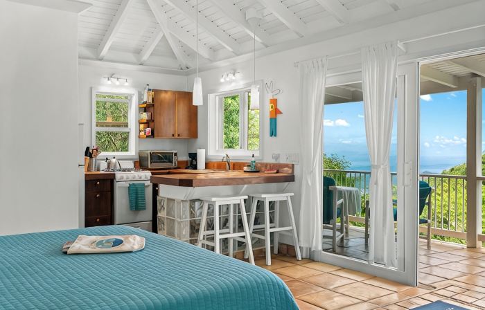 Sea Cottage - Charming and Romantic with a Stunning View