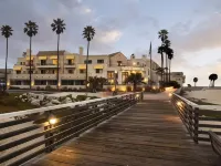 Sandcastle Hotel on the Beach Hotels near St. Stephen＇s Episcopal Church