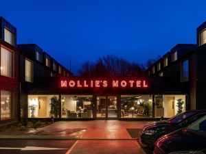 Mollie's Motel and Diner