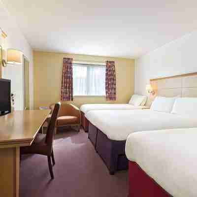 Days Inn by Wyndham Winchester M3 Rooms