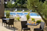 Escale Oceania Nantes Aéroport Hotels in Bouguenais