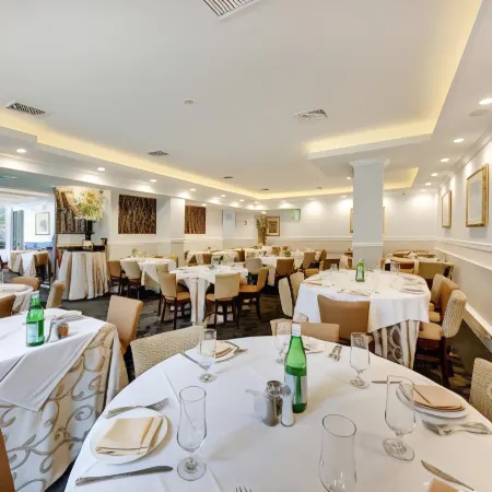 The Andrew Hotel