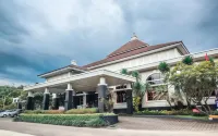 The Royale Krakatau Hotels in Jombang