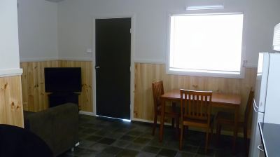 Deluxe Room, Non Smoking, Kitchen (Deluxe 2 Bdrm Cabin)