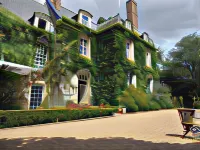 La Marronniere Hotels in Brissarthe