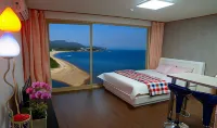 Byeonsanbando Jayjay Resort Hotels in Buan-gun