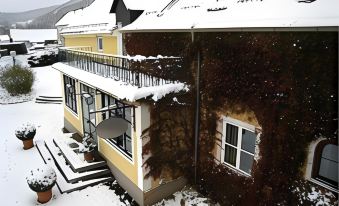 Landhaus Kügler-Eppich, KuEp KG