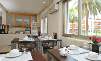 Mercure Villeneuve Loubet Plage