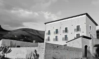 Masseria Torre Saracena Hotel dekat Natural Reserve Macalube of Aragona
